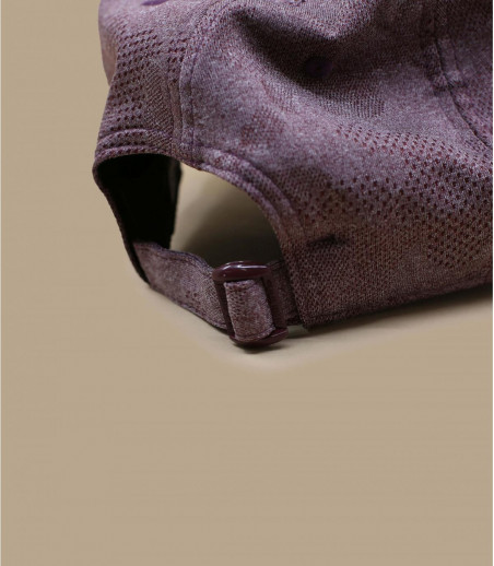 New Era b bordeaux cap New Era b bordeaux cap